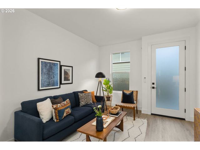 2725 Se 50TH Ave, Portland, OR 97206