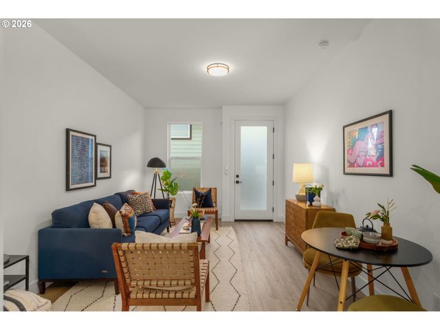 2725 Se 50TH Ave, Portland, OR 97206