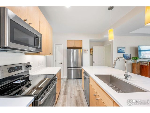 400 W Baseline Rd B, Lafayette, CO 80026