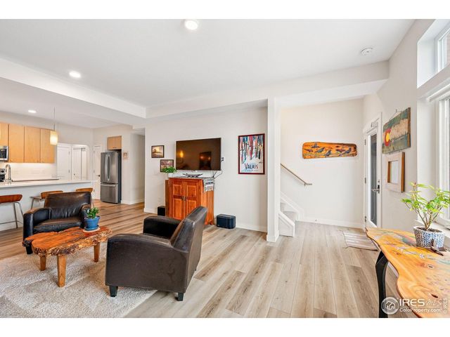 400 W Baseline Rd B, Lafayette, CO 80026