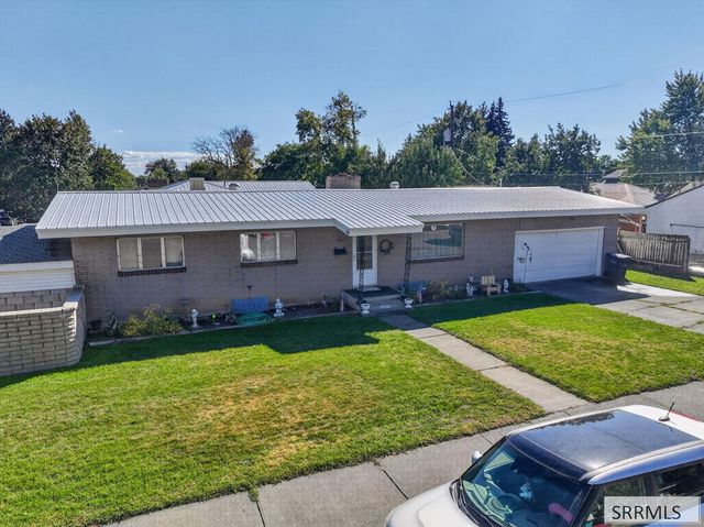 1260 10th Street, Idaho Falls, ID 83404