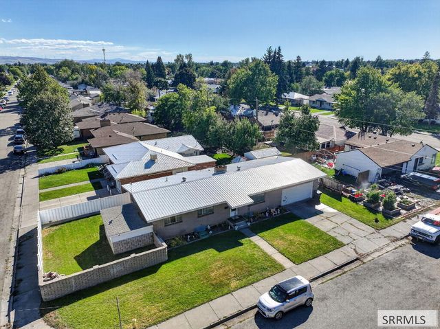1260 10th Street, Idaho Falls, ID 83404