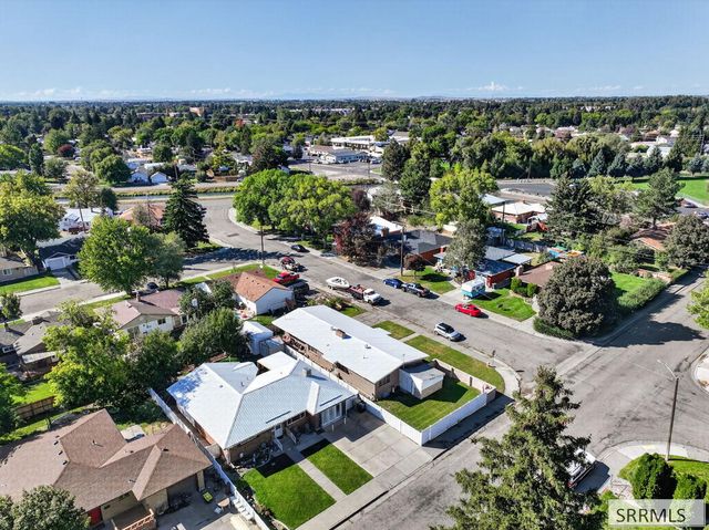 1260 10th Street, Idaho Falls, ID 83404