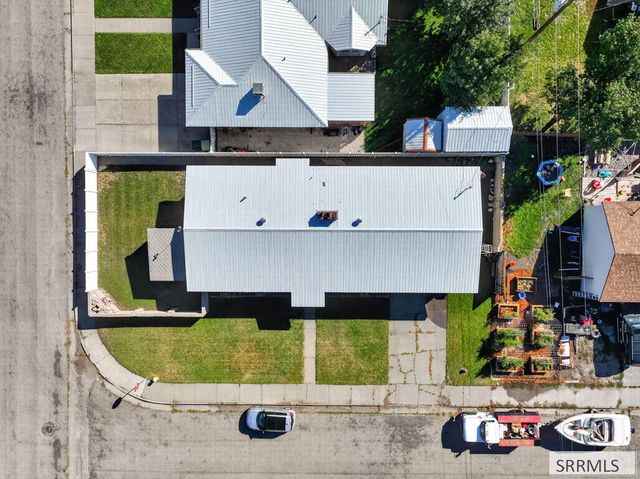 1260 10th Street, Idaho Falls, ID 83404