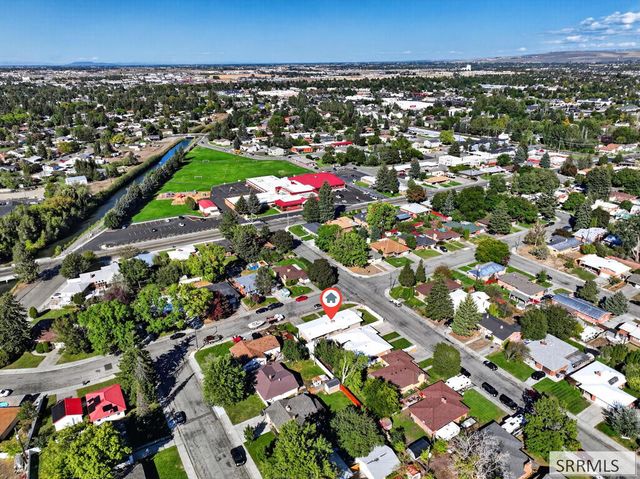 1260 10th Street, Idaho Falls, ID 83404