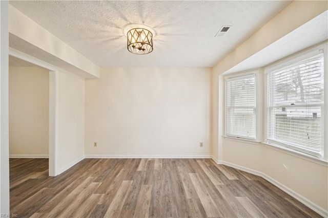 3 Kansas CT, Hampton, VA 23669