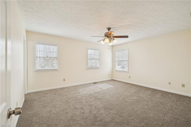 3 Kansas CT, Hampton, VA 23669