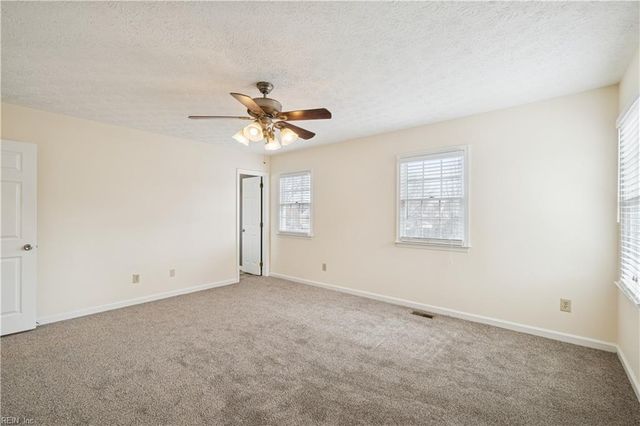 3 Kansas CT, Hampton, VA 23669