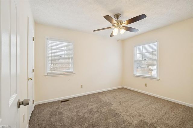 3 Kansas CT, Hampton, VA 23669