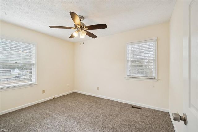 3 Kansas CT, Hampton, VA 23669