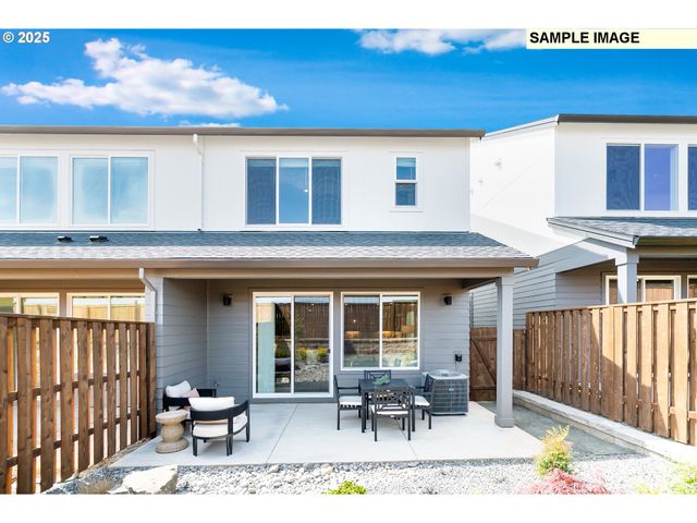 12170 Sw TRASK St, Beaverton, OR 97007