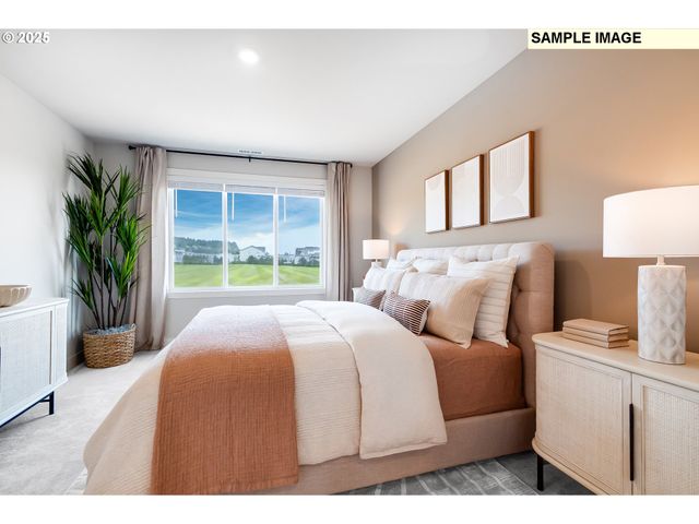 12170 Sw TRASK St, Beaverton, OR 97007