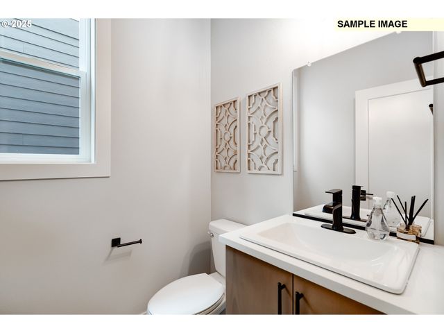 12170 Sw TRASK St, Beaverton, OR 97007