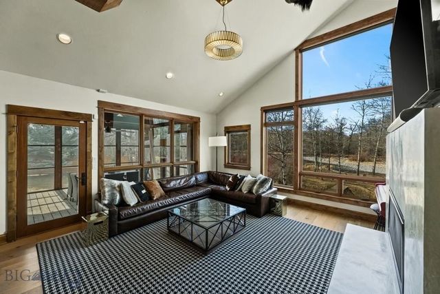 69 Upper Rainbow, Bozeman, MT 59718