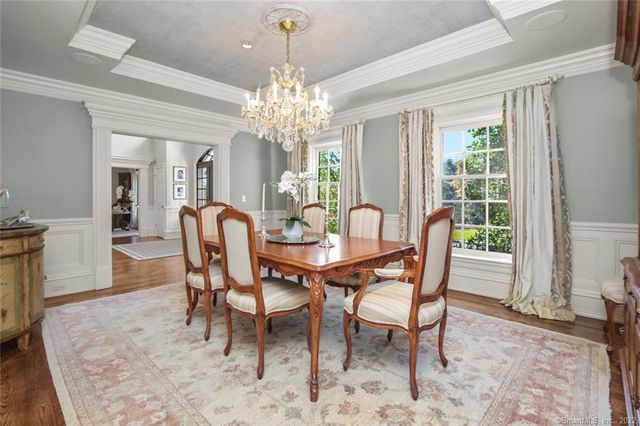 1343 Smith Ridge Road, New Canaan, CT 06840