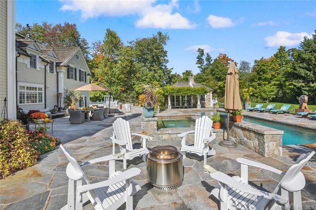 1343 Smith Ridge Road, New Canaan, CT 06840
