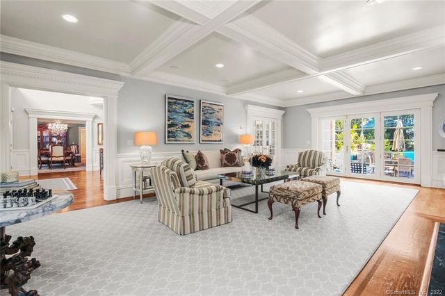 1343 Smith Ridge Road, New Canaan, CT 06840