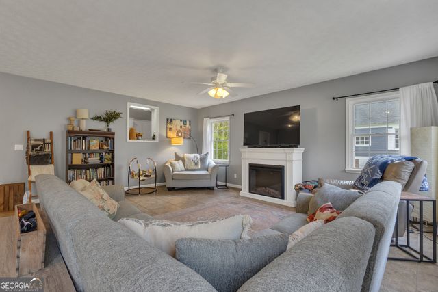 32 Post Street, Grantville, GA 30220