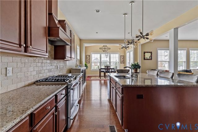 2018 James Overlook Dr, Chester, VA 23836