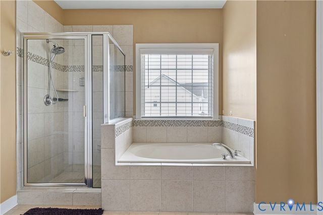 2018 James Overlook Dr, Chester, VA 23836