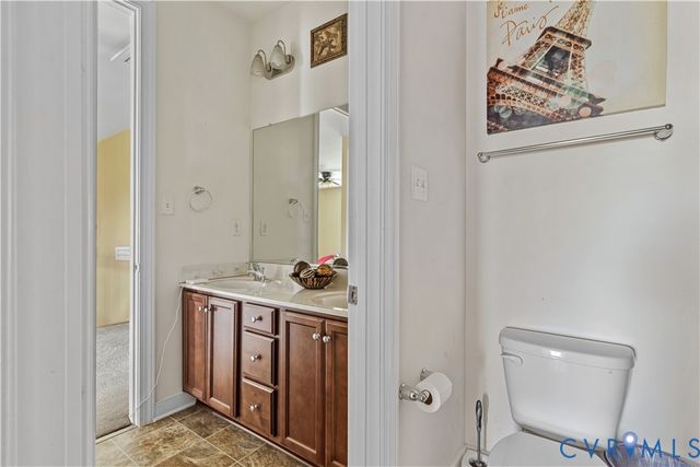 2018 James Overlook Dr, Chester, VA 23836
