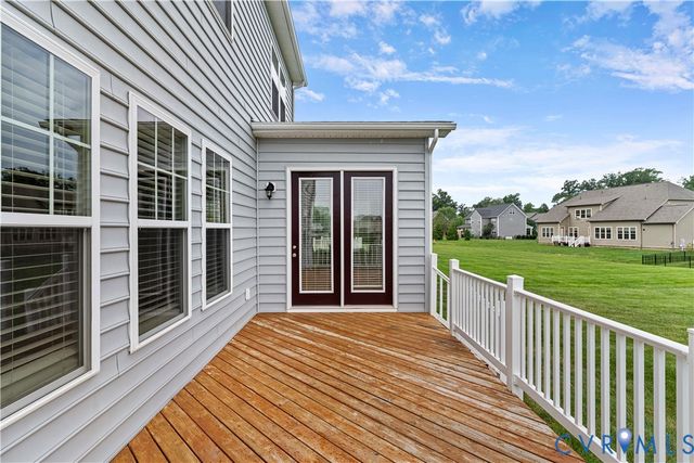2018 James Overlook Dr, Chester, VA 23836
