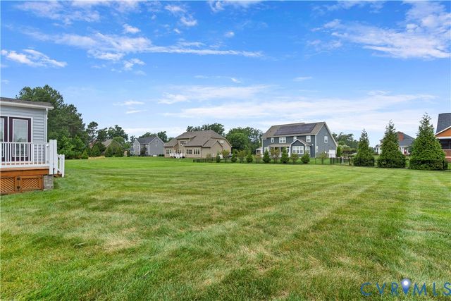 2018 James Overlook Dr, Chester, VA 23836