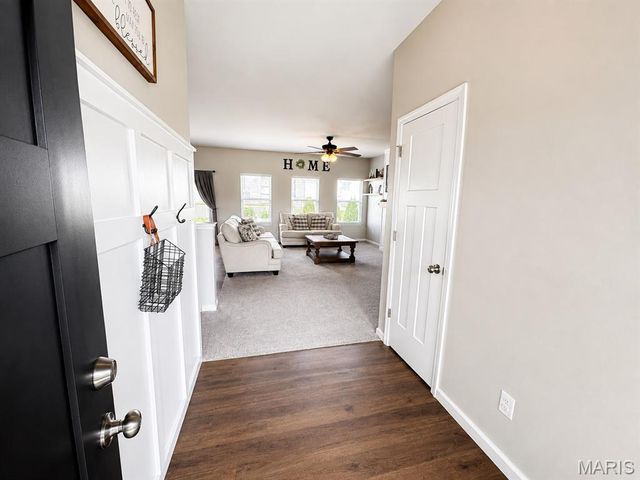 625 Lubbuck Court, Moscow Mills, MO 63362