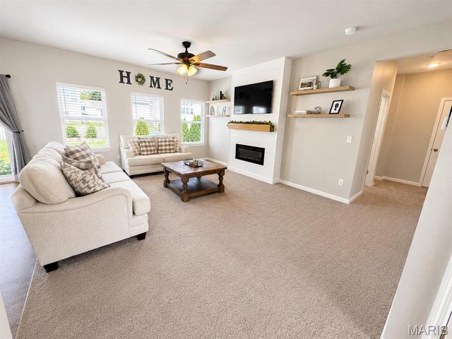 625 Lubbuck Court, Moscow Mills, MO 63362