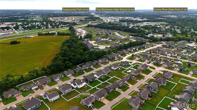 625 Lubbuck Court, Moscow Mills, MO 63362