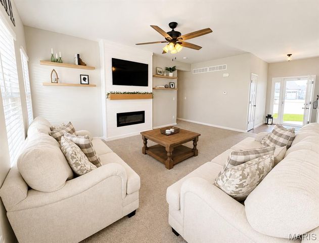 625 Lubbuck Court, Moscow Mills, MO 63362