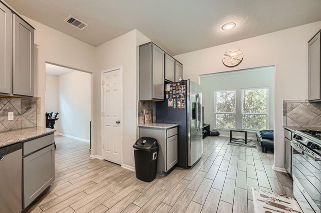 32714 Oak Heights Lane, Brookshire, TX 77423