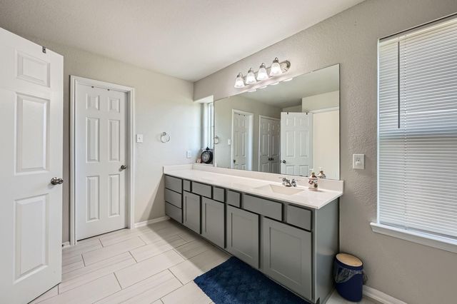 32714 Oak Heights Lane, Brookshire, TX 77423