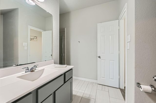 32714 Oak Heights Lane, Brookshire, TX 77423