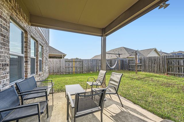 32714 Oak Heights Lane, Brookshire, TX 77423