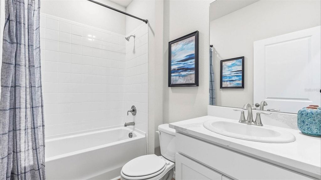 Image 15 of property listing at 18108 TAVERNSIDE TRAIL, Lakewood Ranch, FL 34211