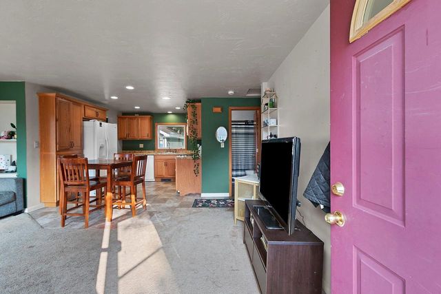 2532 LIBAL STREET, Green Bay, WI 54301