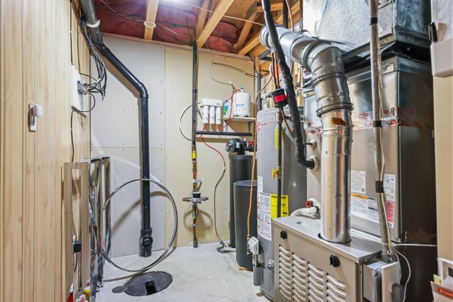 6600 Founders Parkway, Brooklyn Park, MN 55445