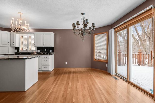 6600 Founders Parkway, Brooklyn Park, MN 55445