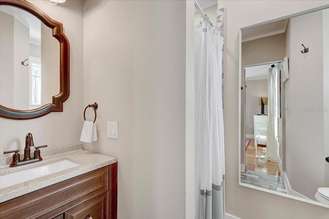 325 49TH STREET N, St Petersburg, FL 33710