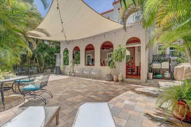325 49TH STREET N, St Petersburg, FL 33710