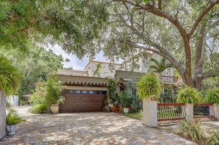 325 49TH STREET N, St Petersburg, FL 33710