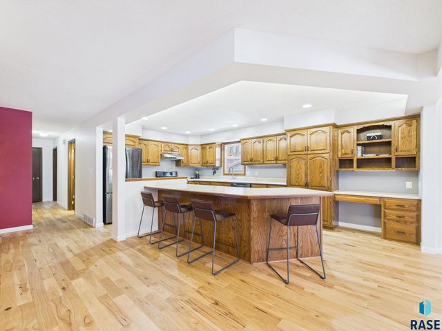 4312 S Ash Grove Ave Avenue, Sioux Falls, SD 57103