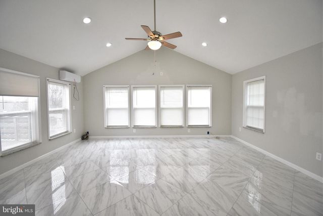 7010 VEGA CT, Derwood, MD 20855