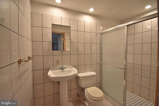 7010 VEGA CT, Derwood, MD 20855