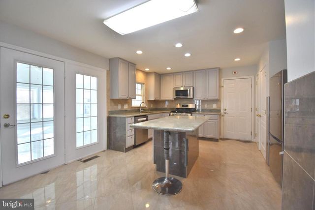 7010 VEGA CT, Derwood, MD 20855