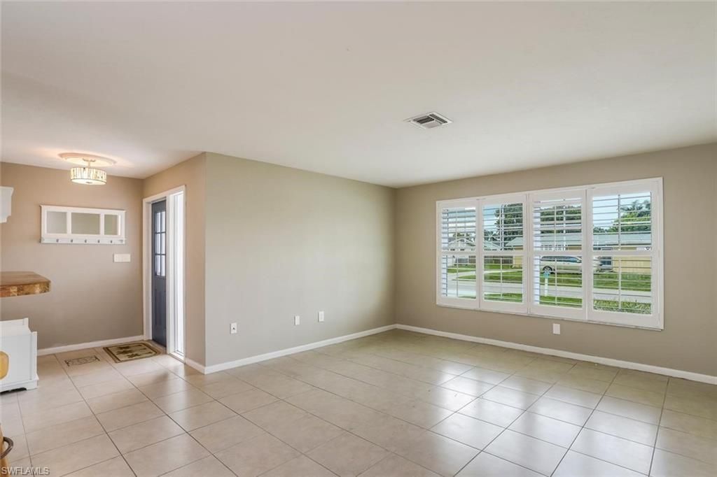 117 SE 45th TER, CAPE CORAL, FL 33904 — photo 4