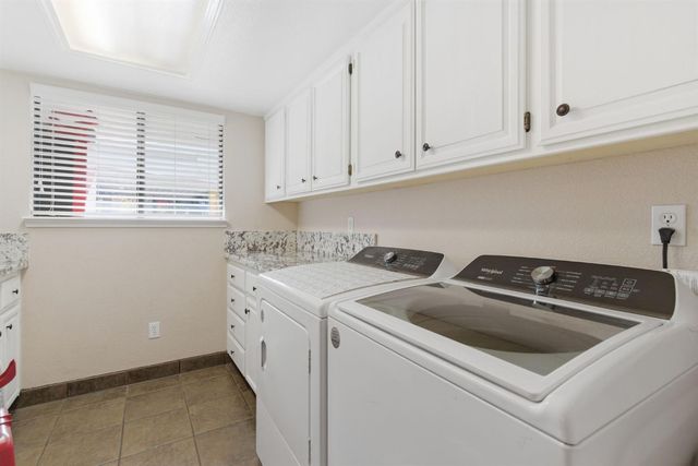 4324 Copper Cliff Ln, Modesto, CA 95355