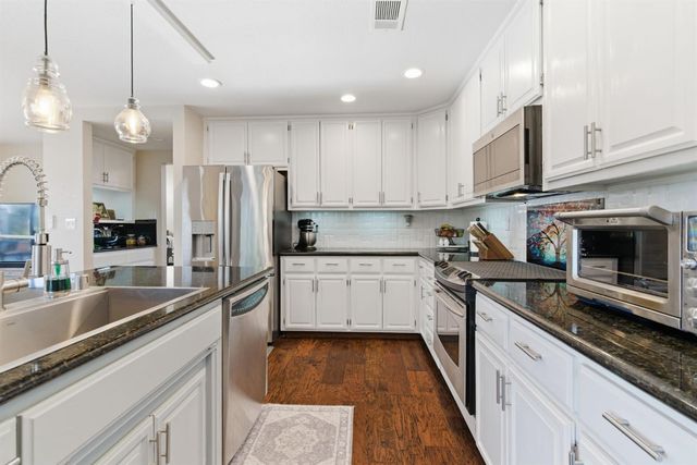 4324 Copper Cliff Ln, Modesto, CA 95355