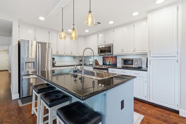 4324 Copper Cliff Ln, Modesto, CA 95355